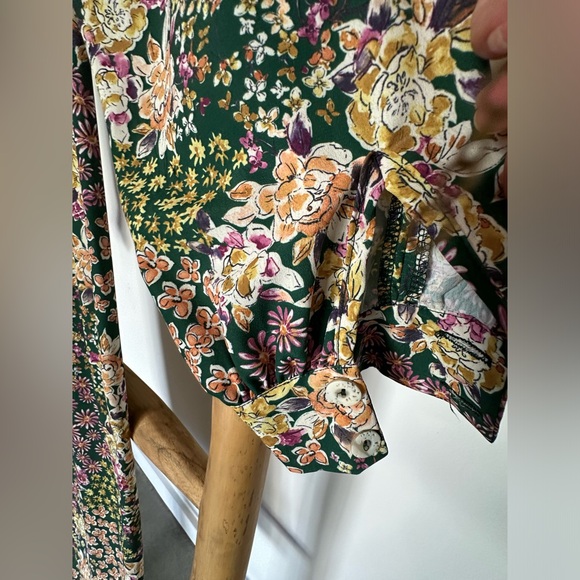 NEVER FULLY DRESSED HIGH NECK FLORAL, size 2 - Picture 9 of 10